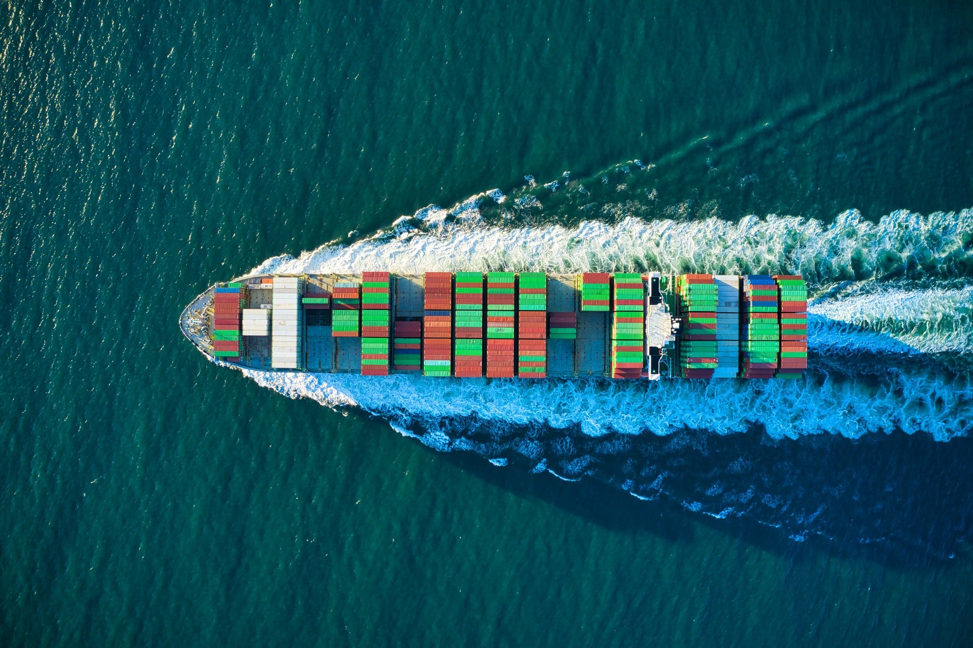 How To Run A Successful Cargo Shipping Business GraphiTech