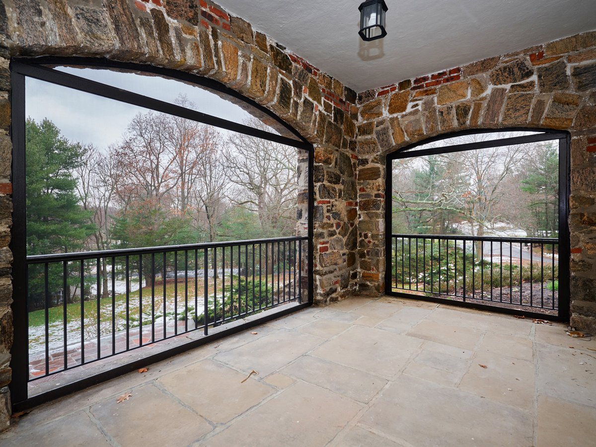 4 Commodore Avenue Grasso Development Corp