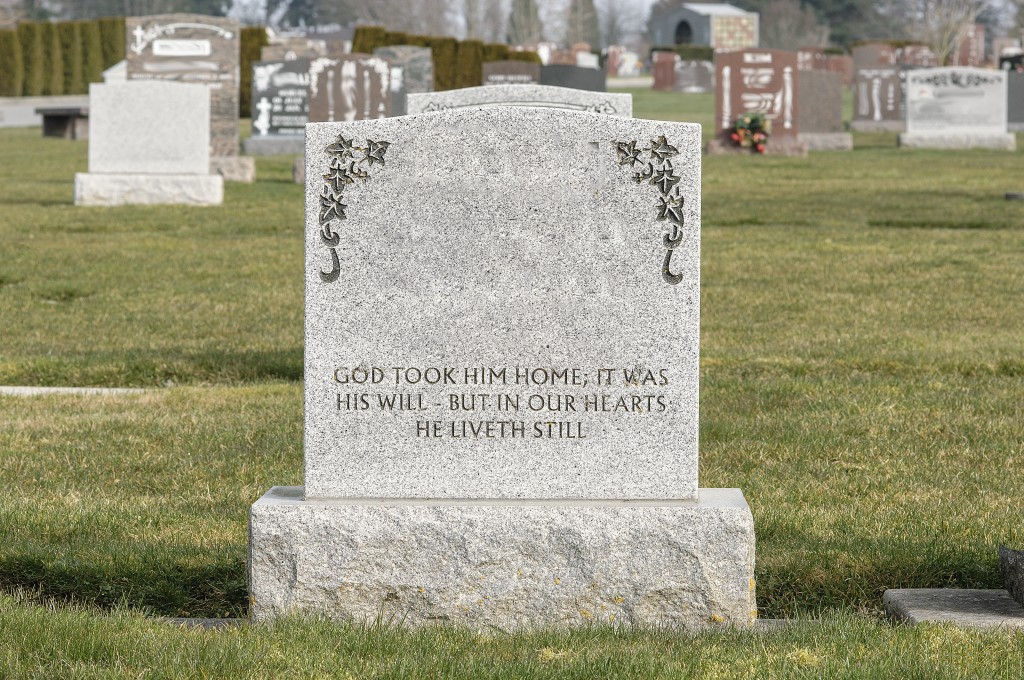 GravestonesHQ Definitive Guide to Choosing a Gravestone or Headstone