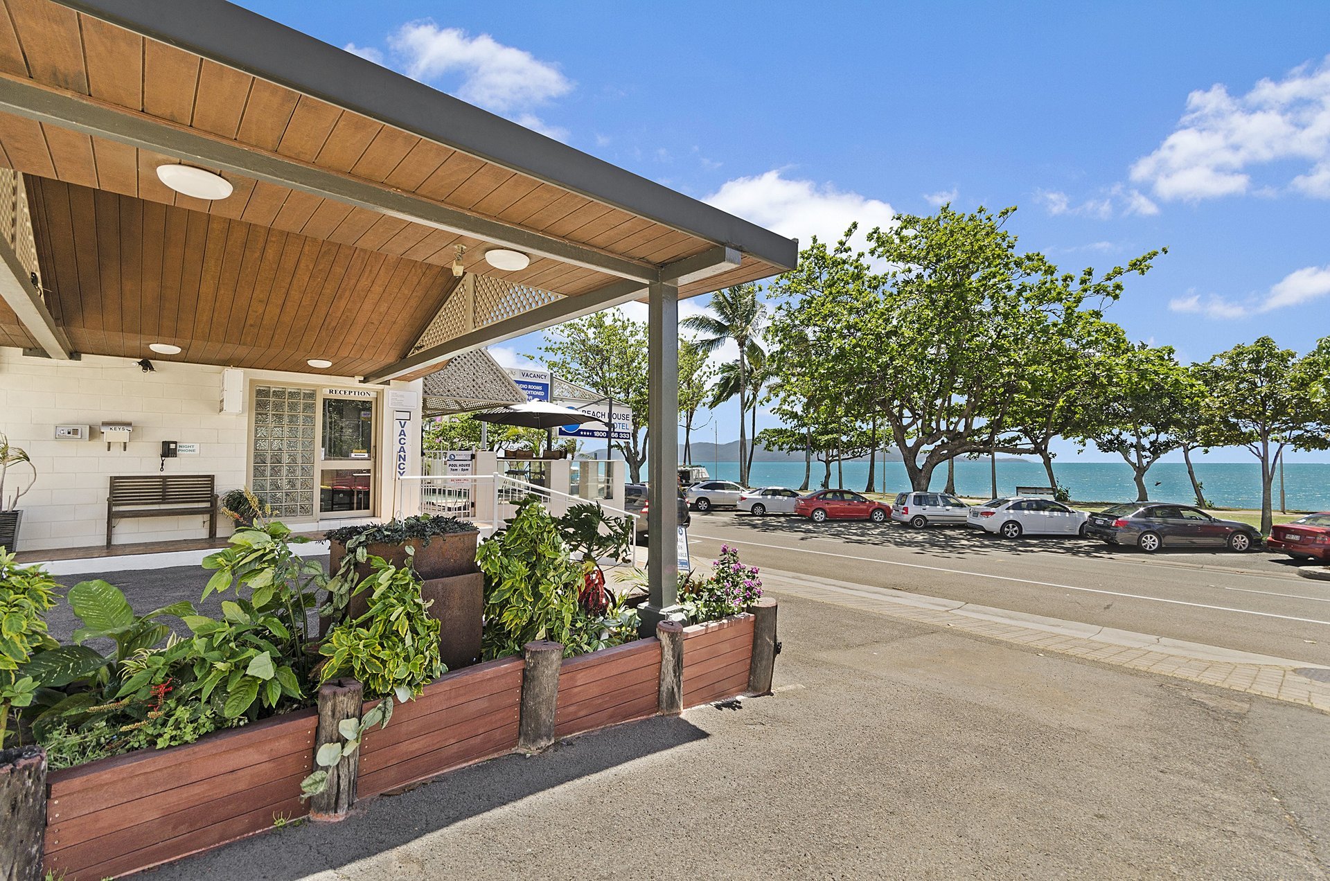 Terrific Townsville 309.90 Item 297 Great Weekend HolidaysGreat