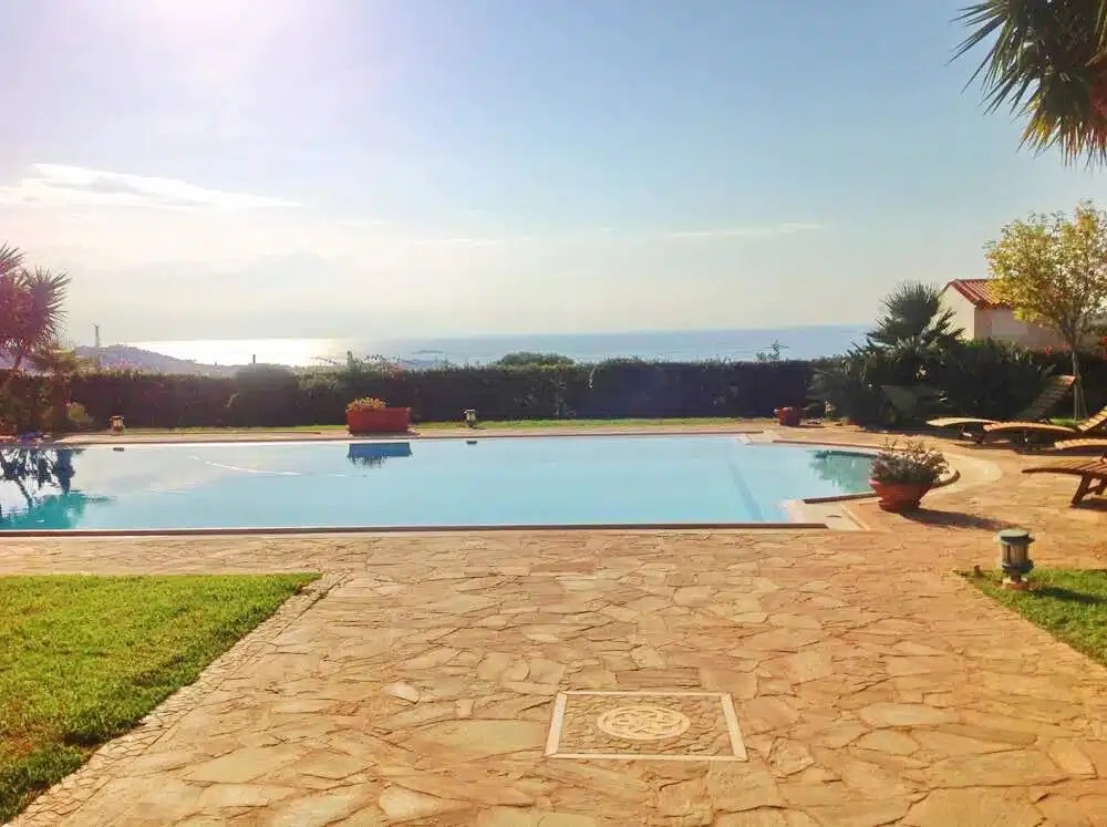 Luxury Villa Athens for Sale (Lagonisi) Greek Exclusive Properties