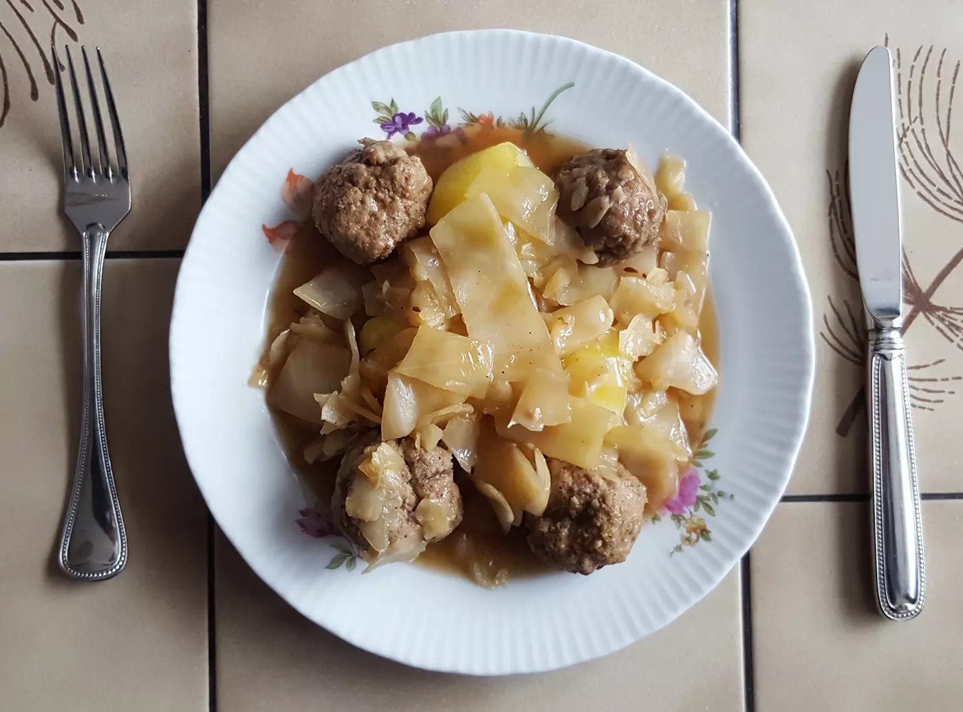 Mittagessen Schmorkohl mit Hackbällchen Greifswalder Net