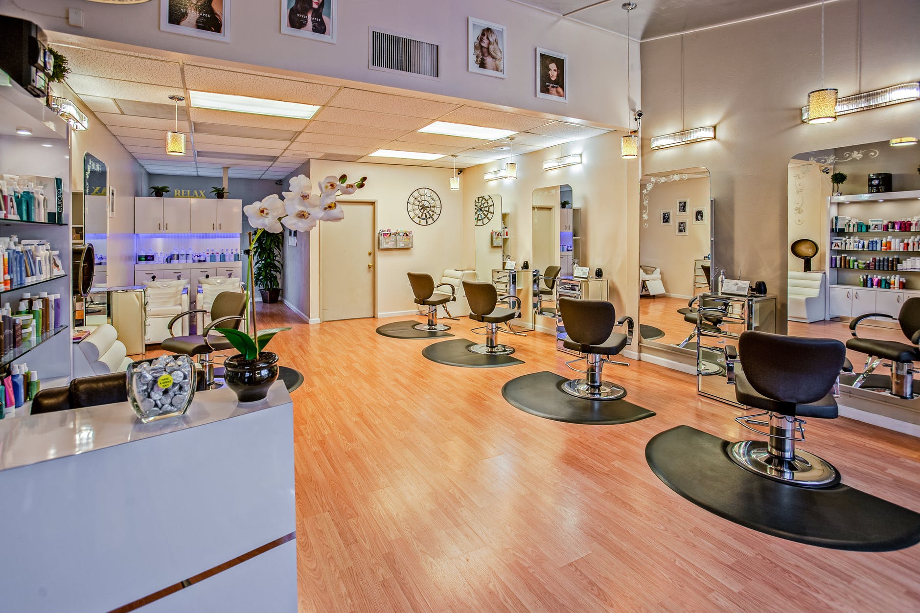 Hair Salon Appointment Reminder App SMS / Text Reminders for Google