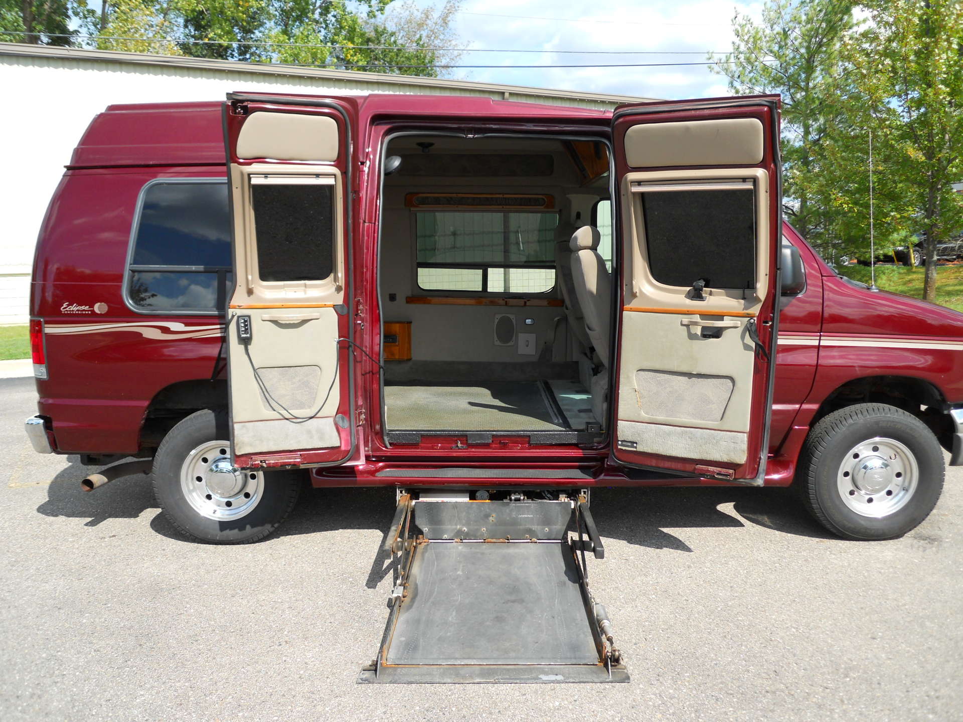 2005 Ford Econoline Wagon Stock W6139 Wheelchair Van For Sale