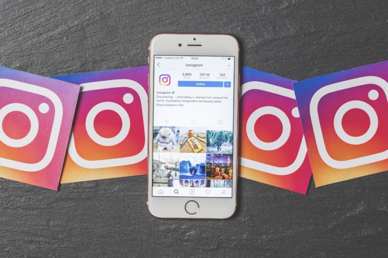 Instagram teste un nouvel effet de fond vert dans les Stories