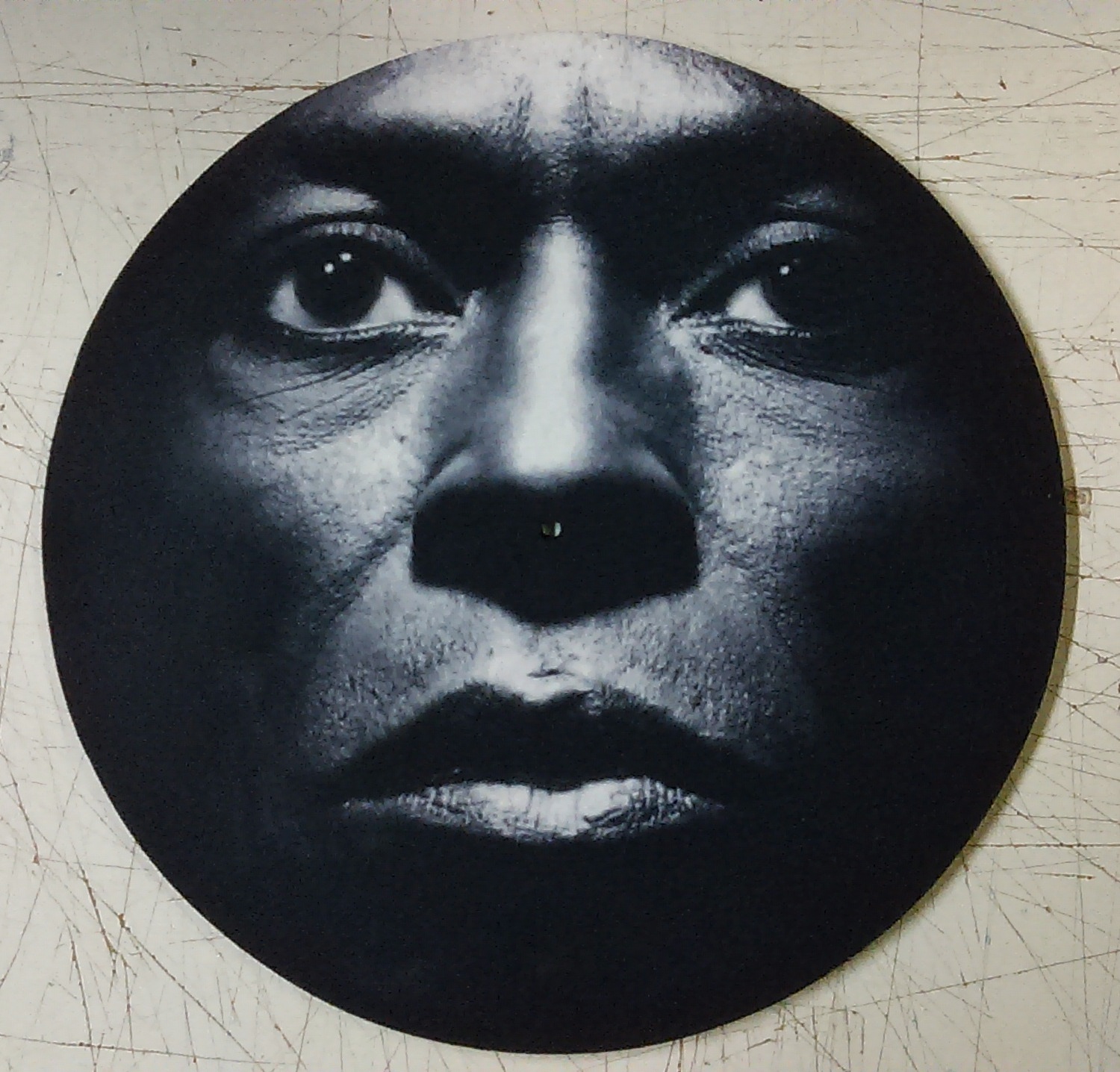 Groove Distribution Merchandise Miles Davis/FACE CLOSEUP SLIPMAT