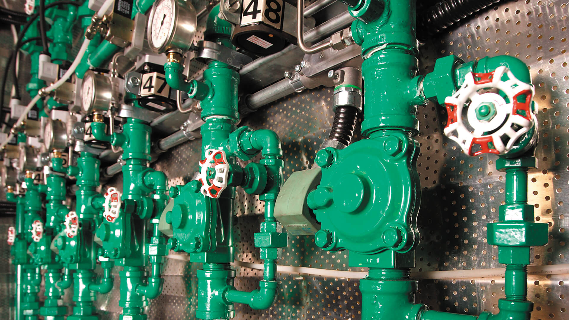 Pneumatic Fracturing System