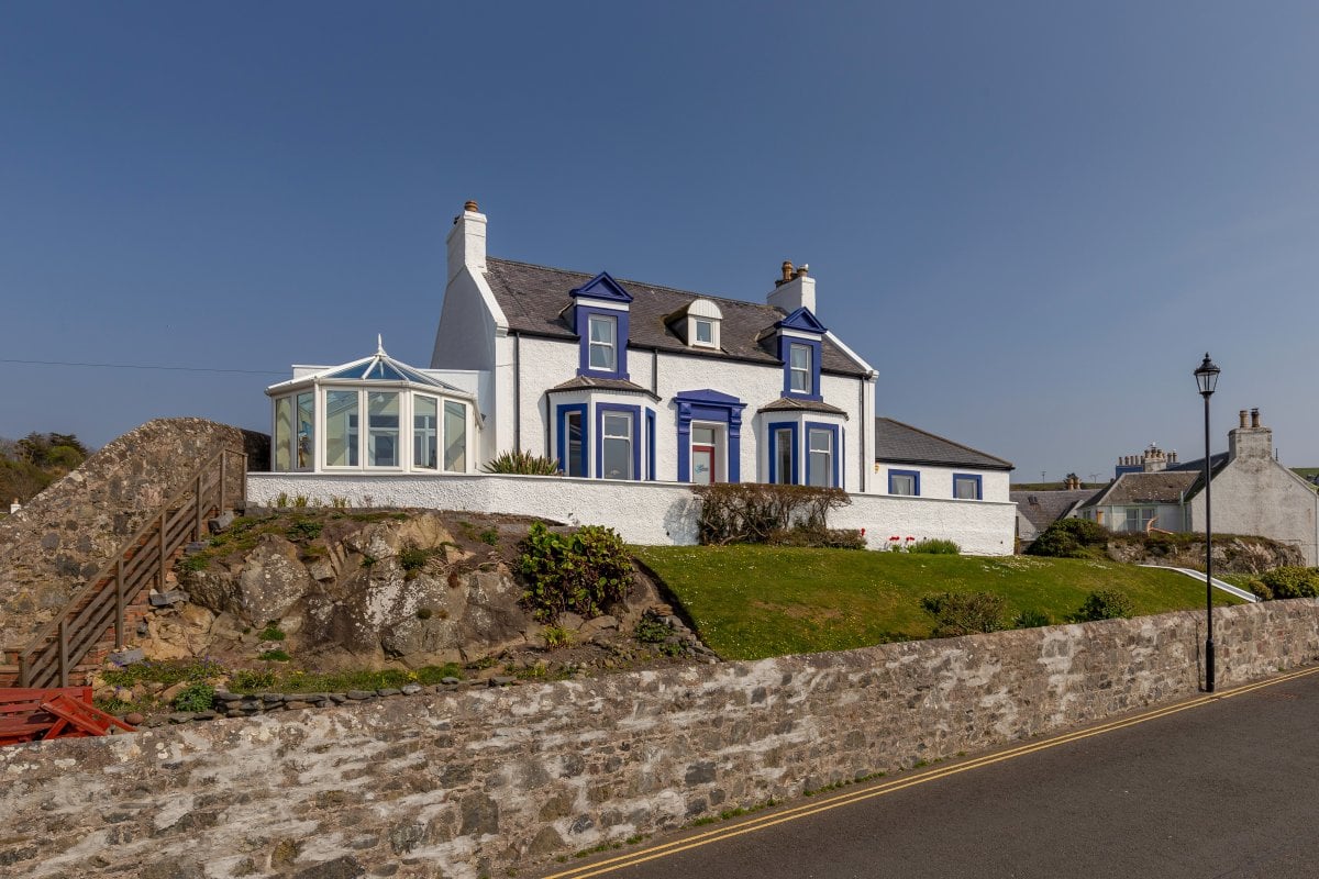The Knowe Large Holiday Home in Portpatrick Harbour
