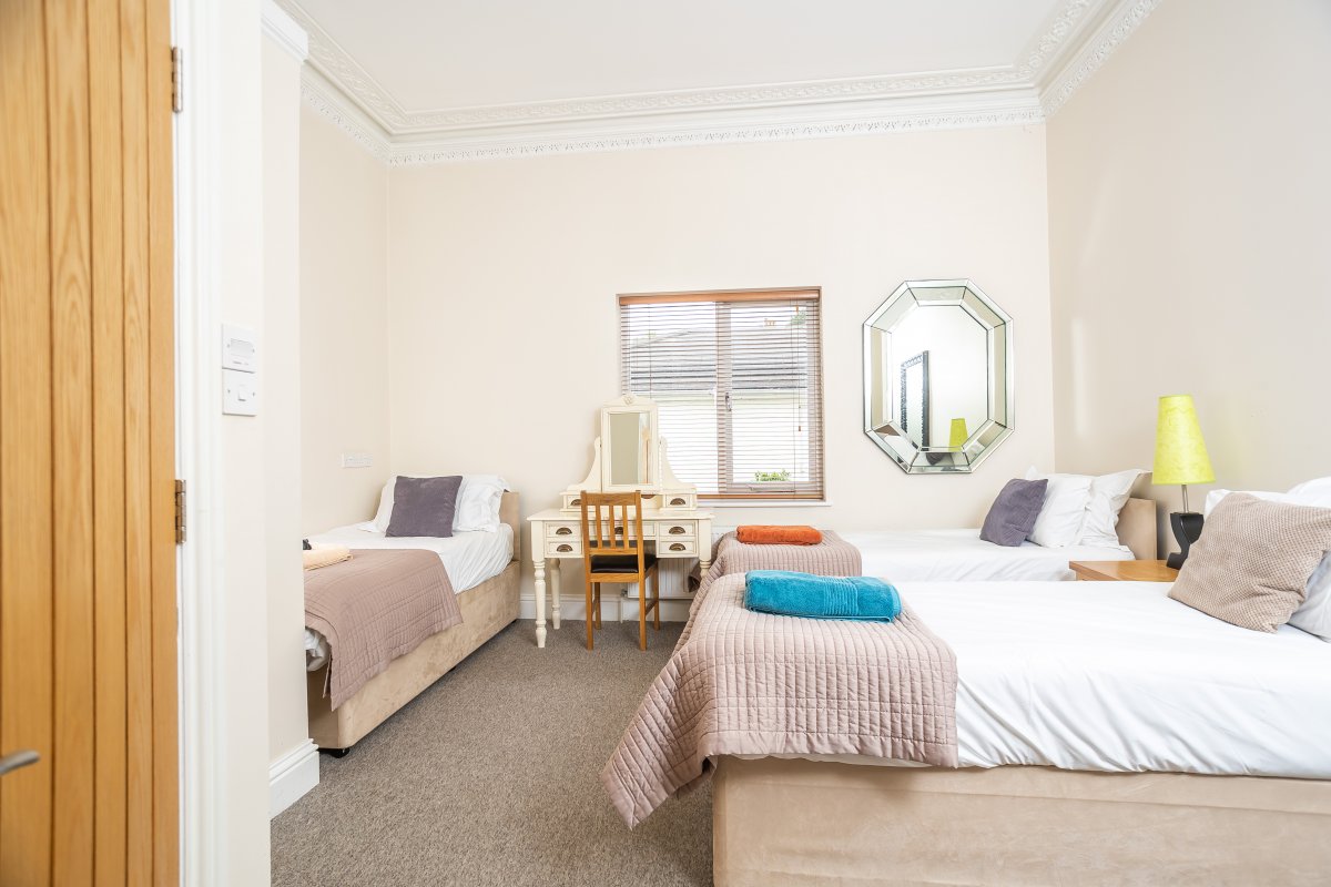 Newbridge Town House, Bath For mid week breaks