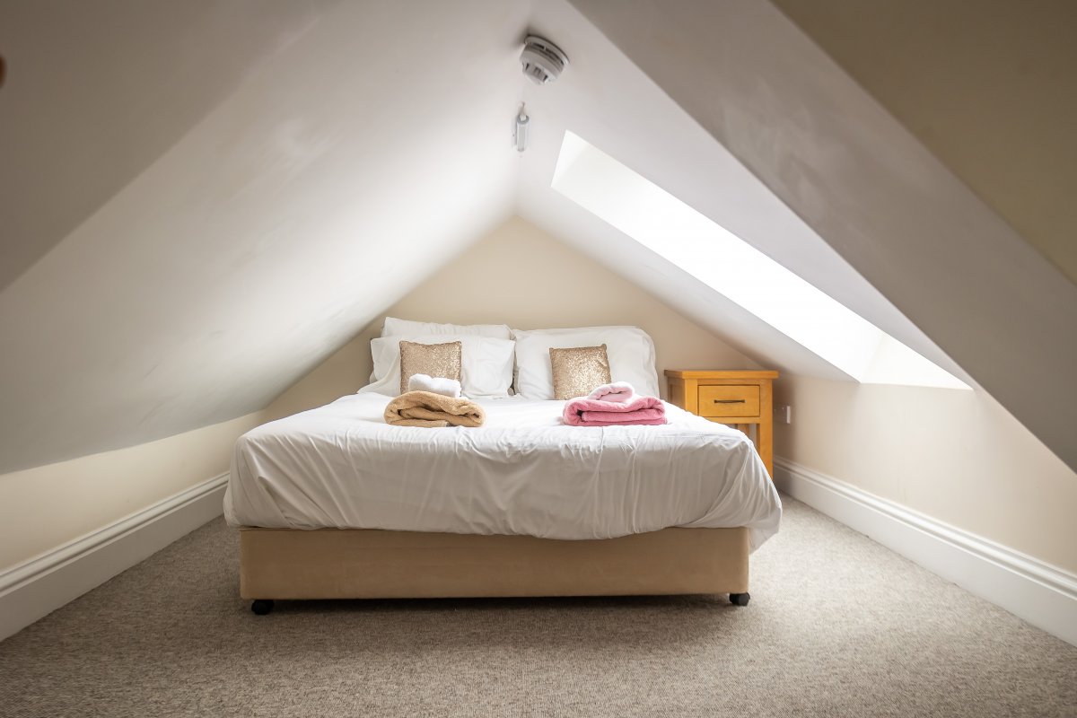 Newbridge Town House, Bath For mid week breaks