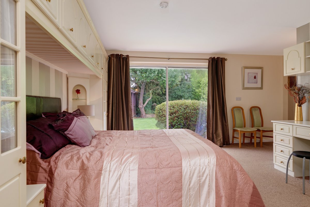 Athina Cottage Luxury Holiday House with Hot Tub, Welton