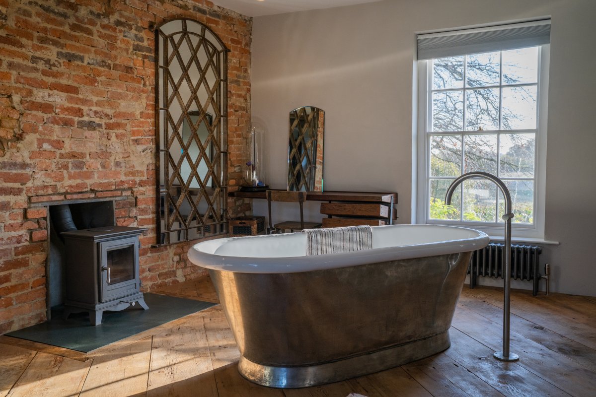 The Farmhouse on the River, Wimborne, Dorset Group