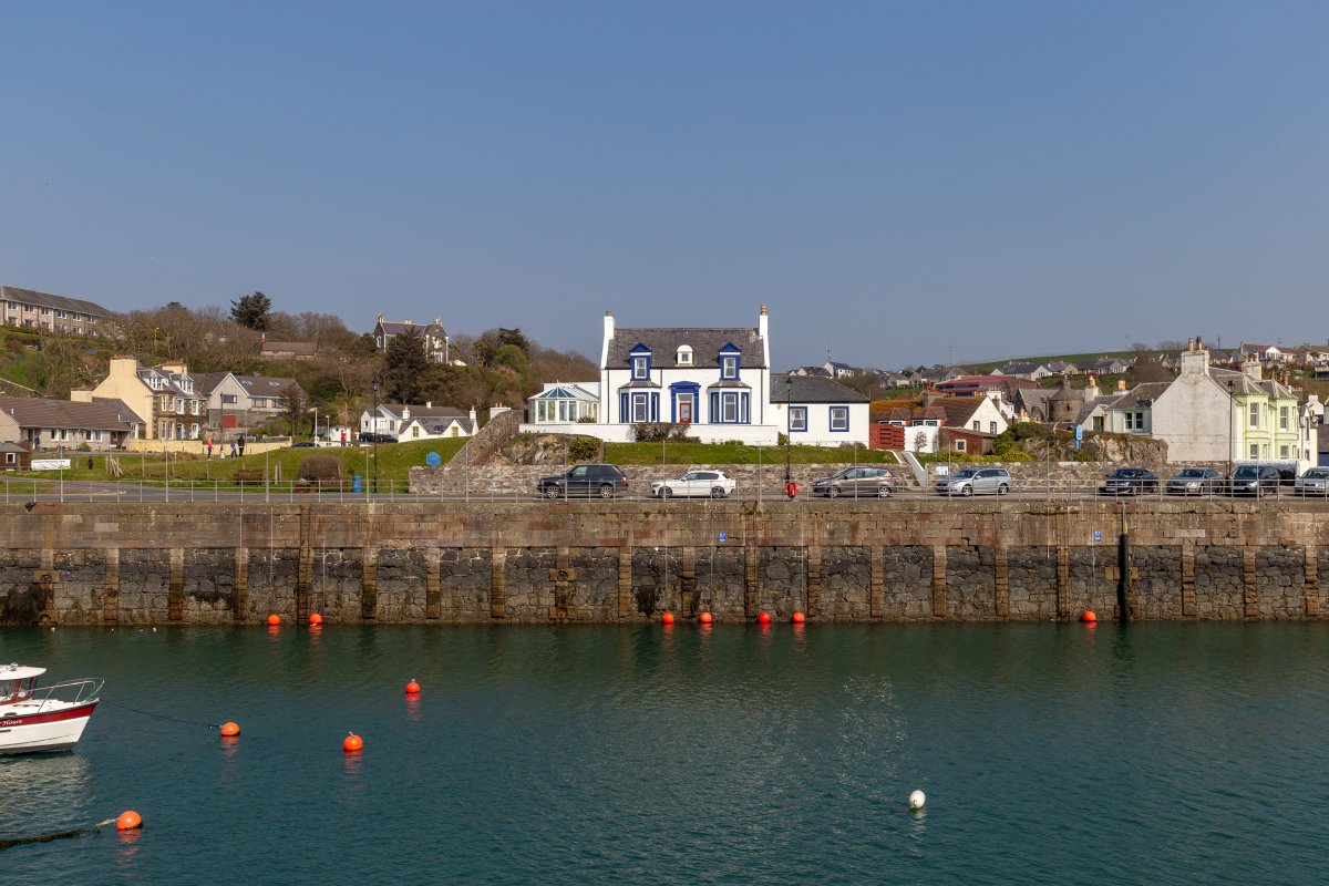 The Knowe Large Holiday Home, Portpatrick Harbour