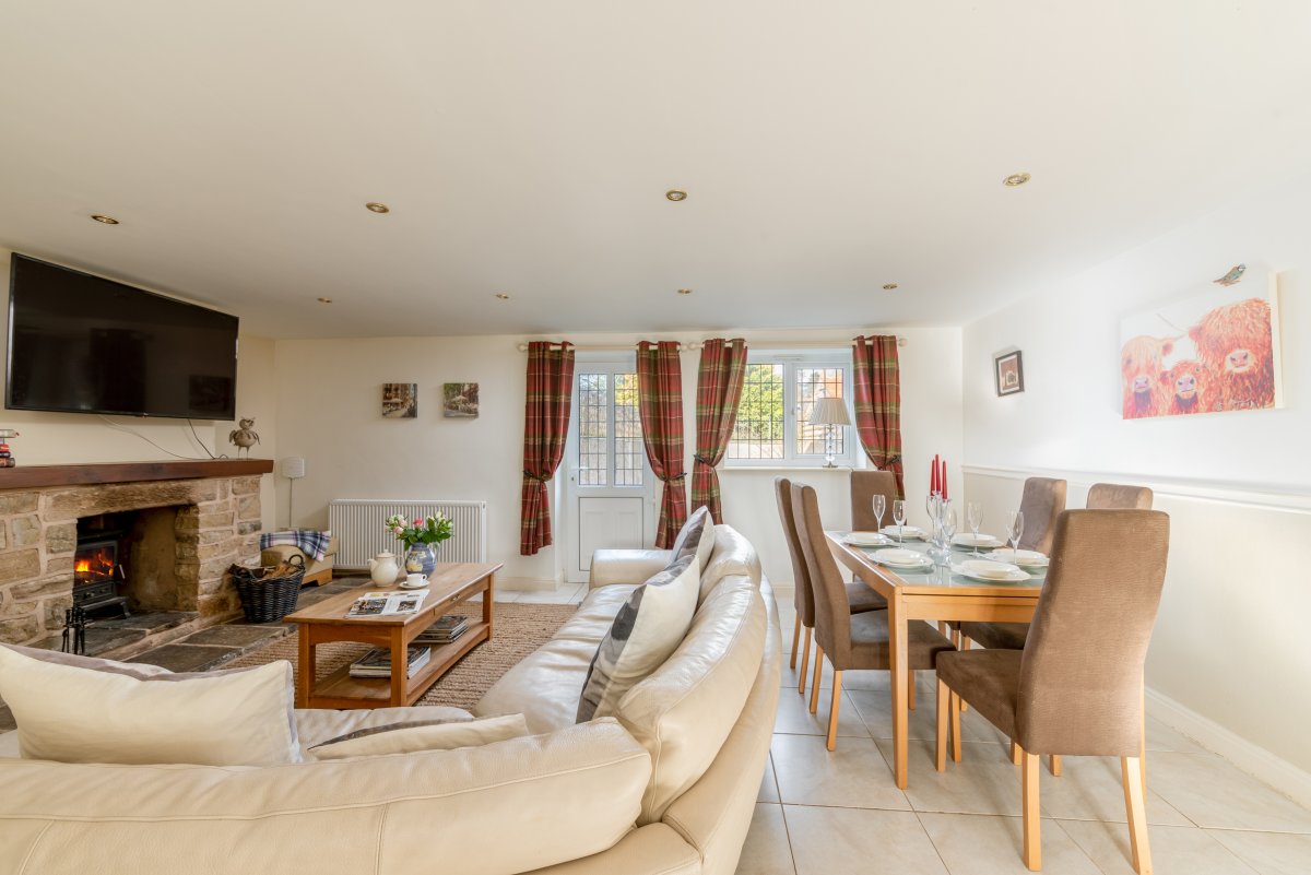 Barnacre Cottages Self Catering Cottages in Garstang