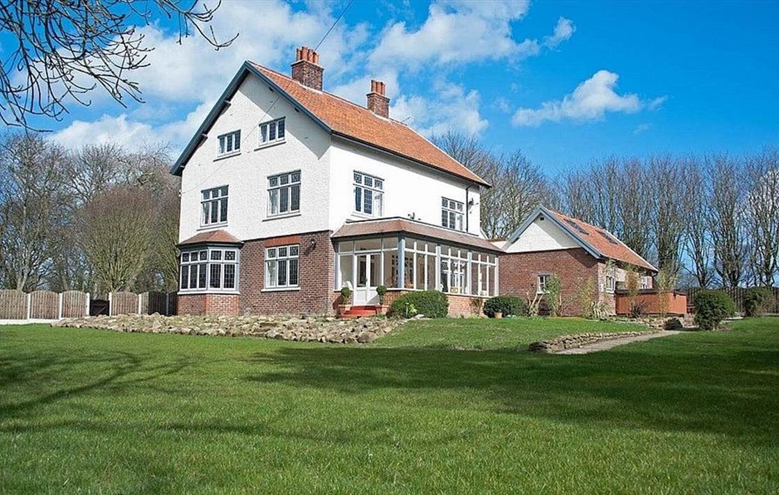 Tides Reach luxury seaside house in Filey Yorkshire