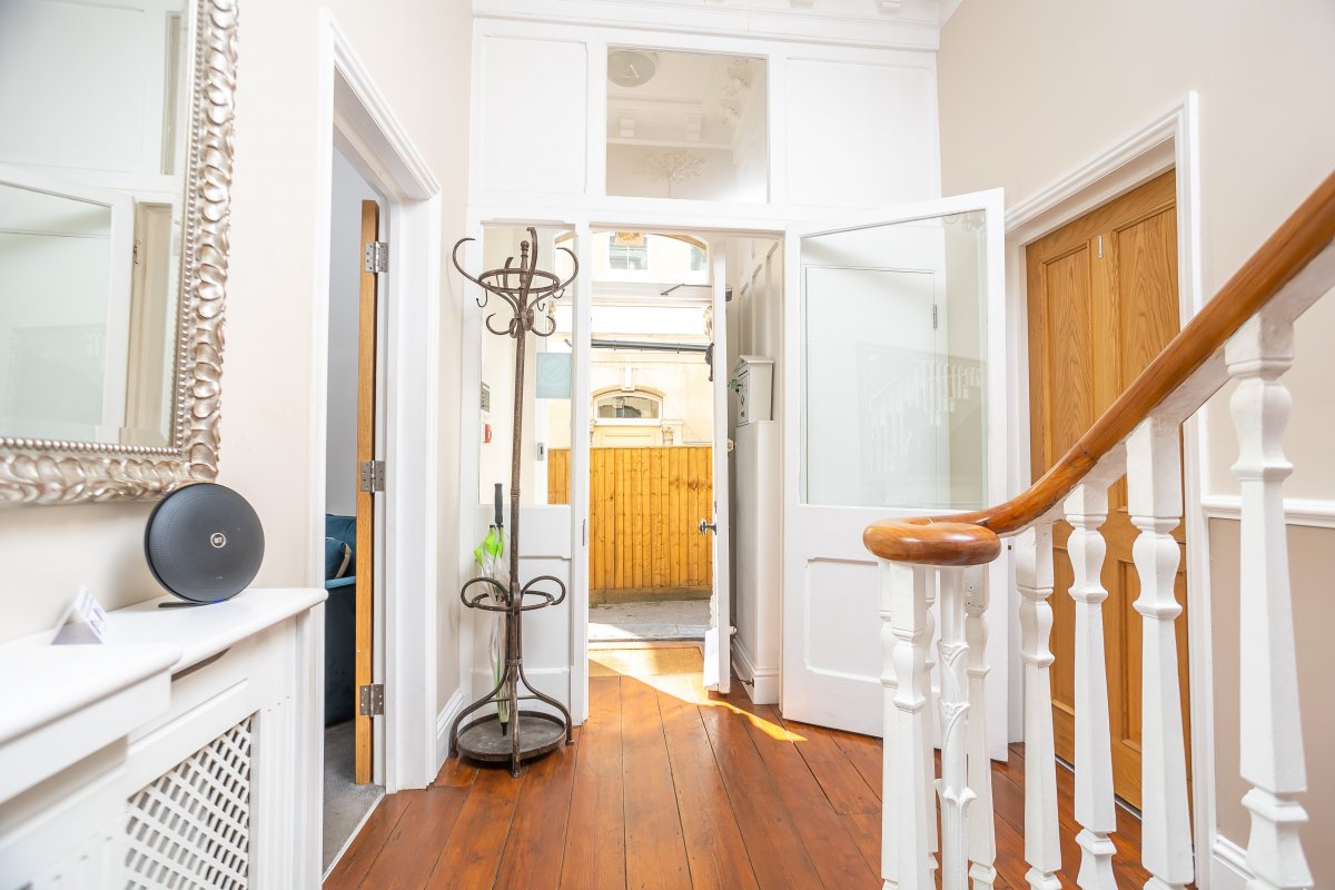 Newbridge Town House, Bath For mid week breaks