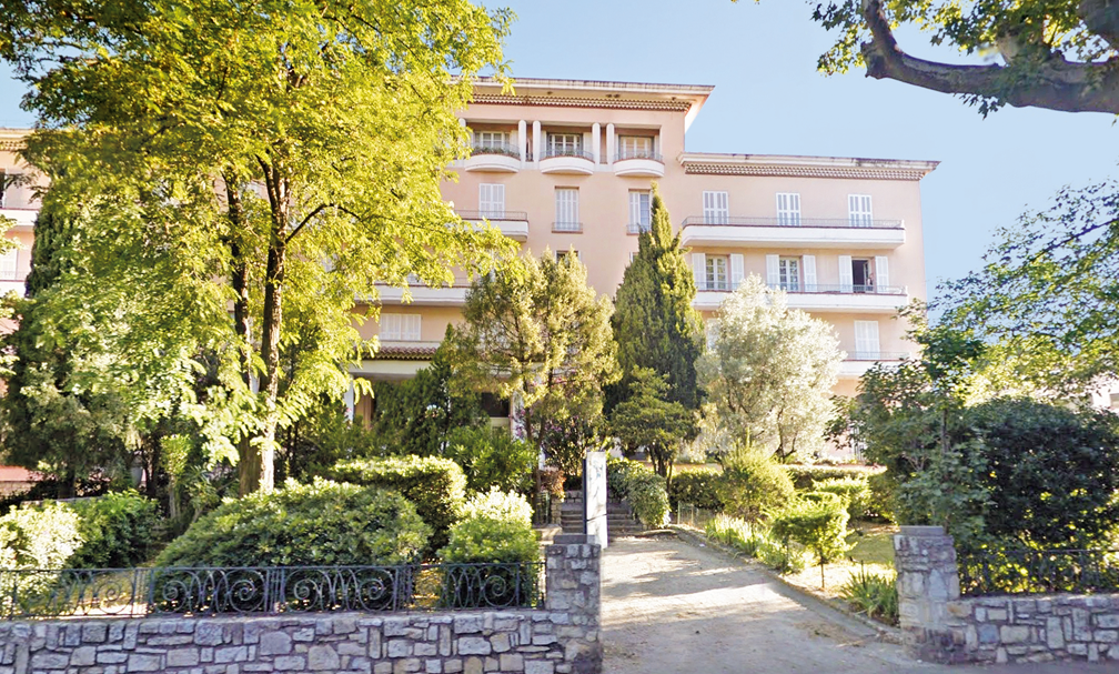 AVIGNON 22, boulevard Raspail Groupe Cir