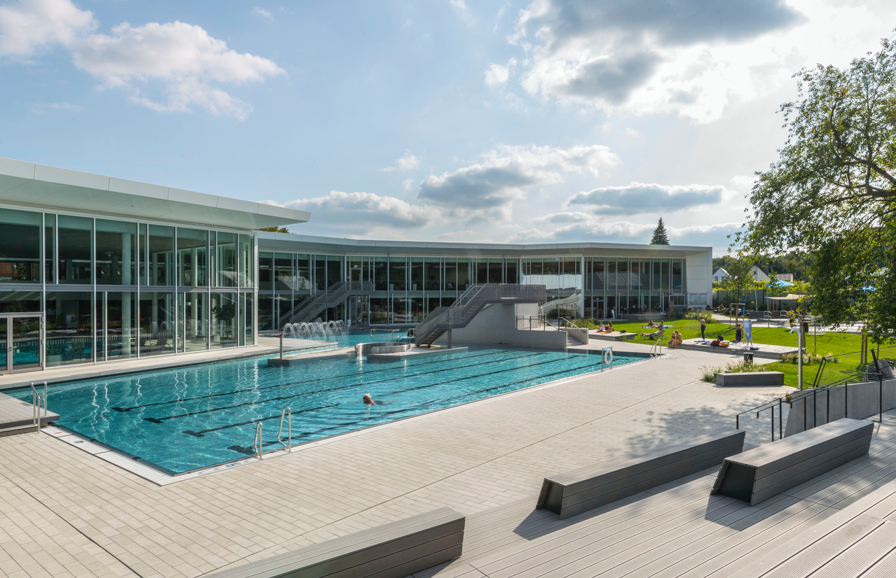 Hallen und Freibad fresch in Freising GrünPlan