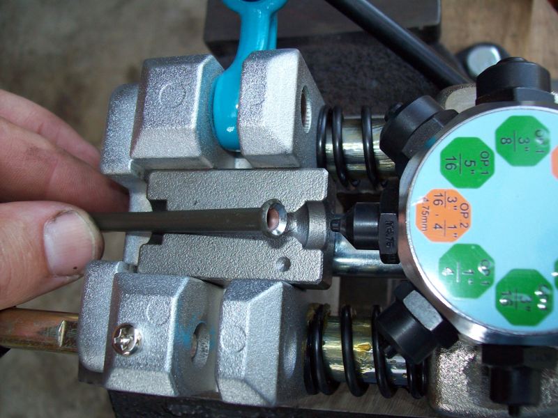 Brake and fuel line flaring Grumpys Performance Garage