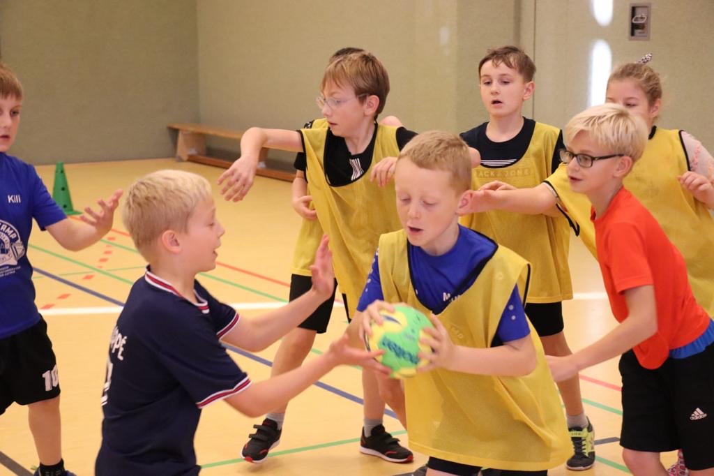 HandballGrundschulaktiontag 2022 MosaikGrundschule Peitz