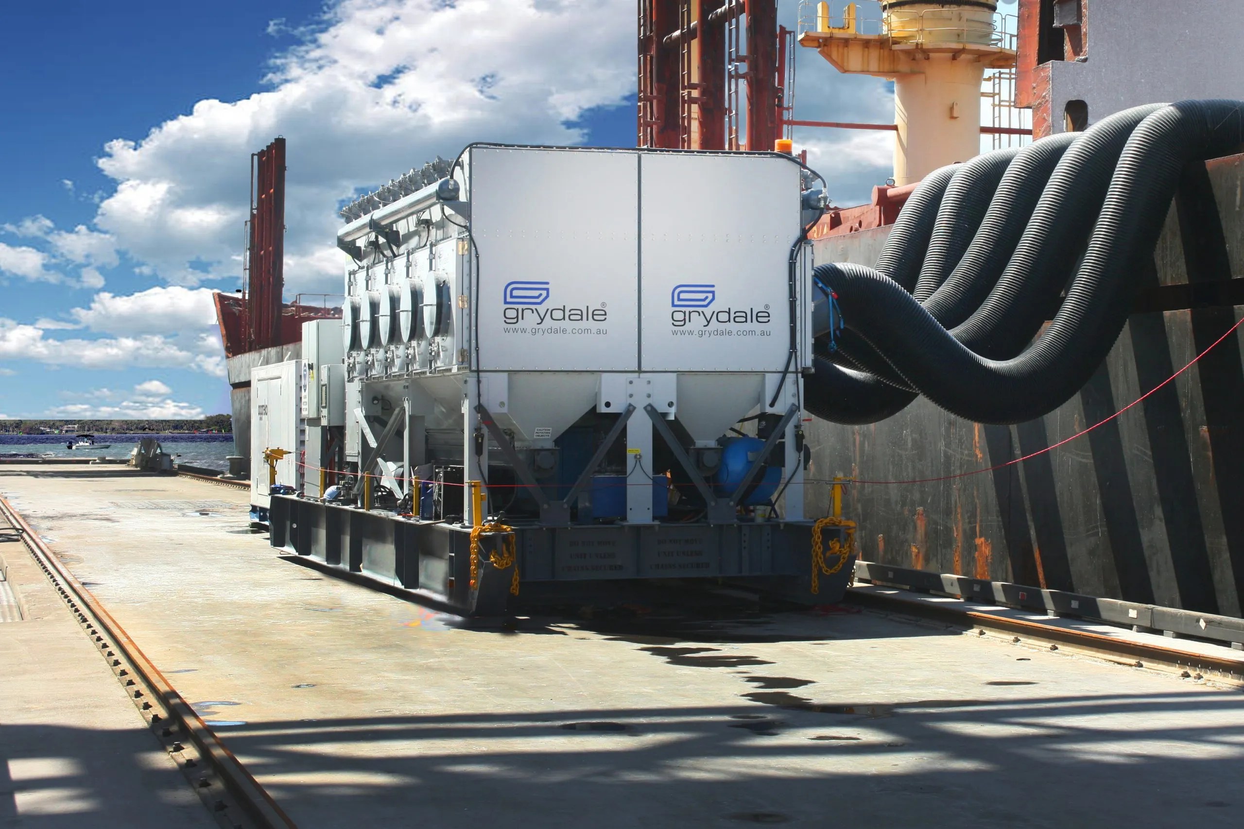 Effective Dust Control During Ship Loading Grydale Mobile Dust Collectors