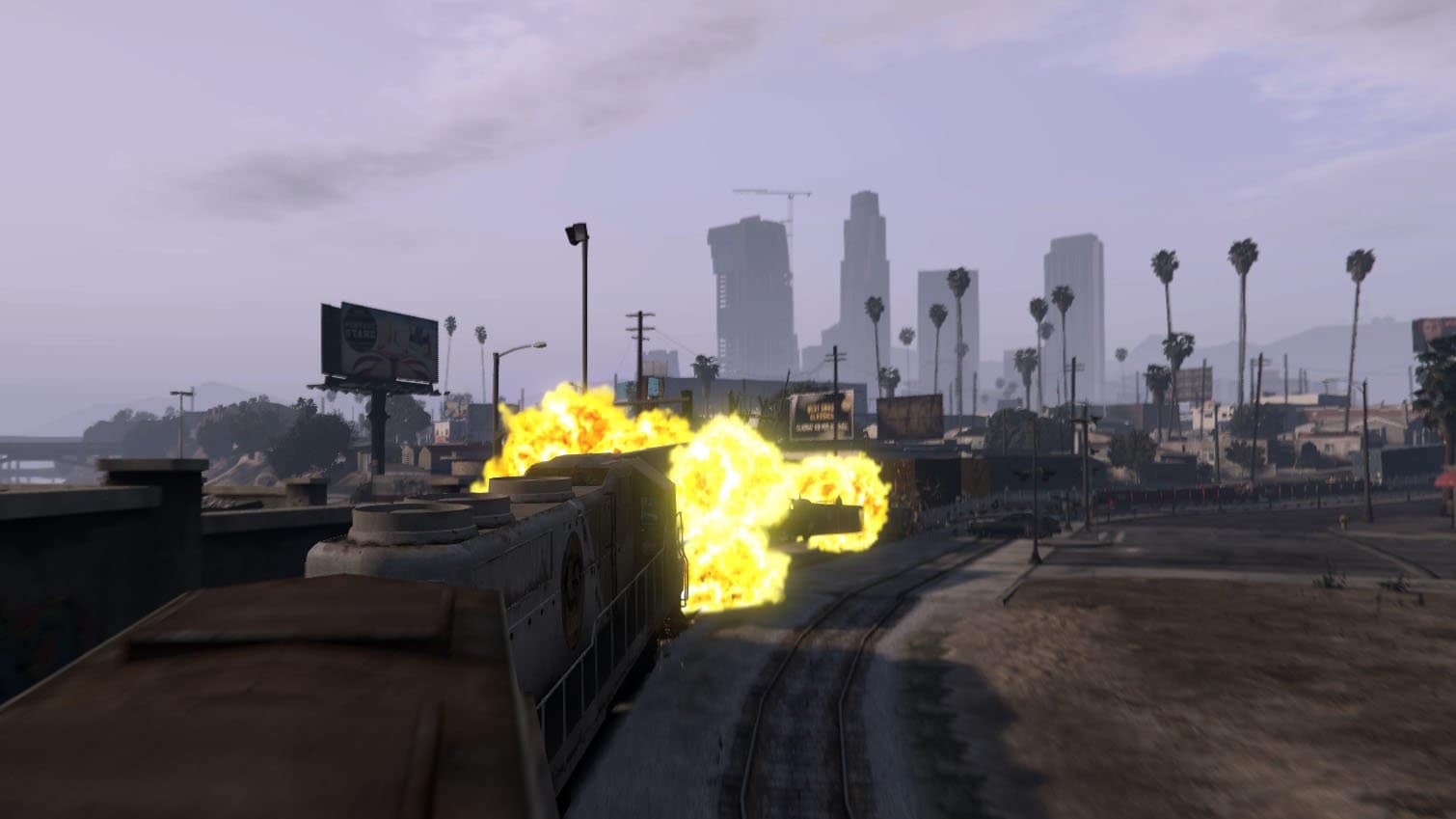 No, GTA 5's Train *Can't* Be Stopped GTA BOOM