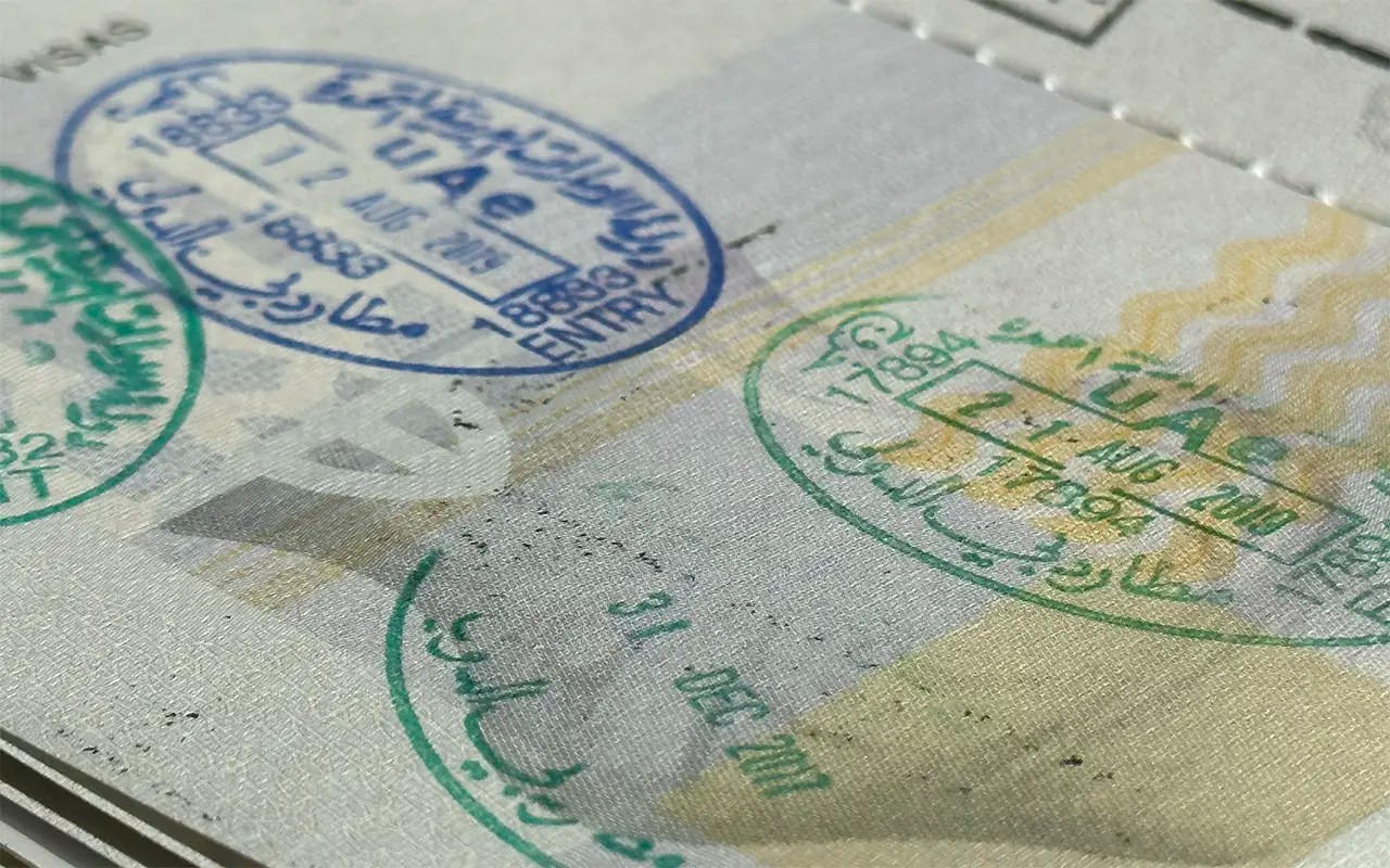 The UAE Introduces Entry Permit Service for Residents Who Spent Over 6