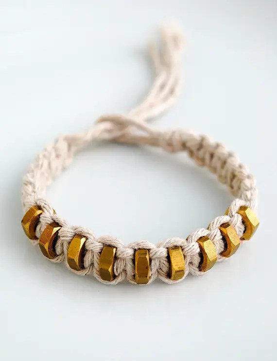 20 DIY Macramé Bracelet Patterns Guide Patterns