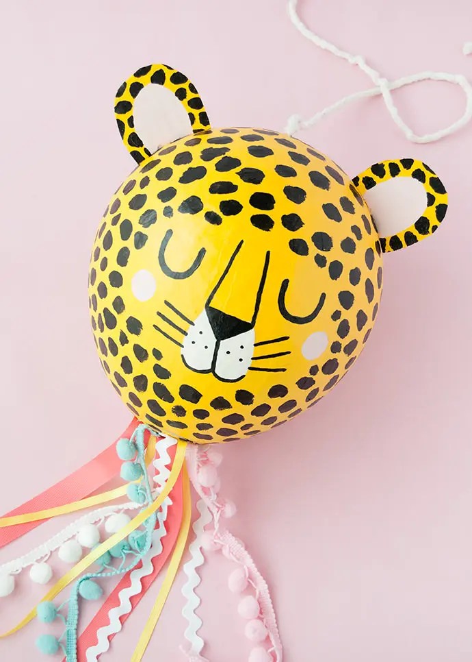 16 Creative Paper Mache Piñata Tutorials for You Guide Patterns