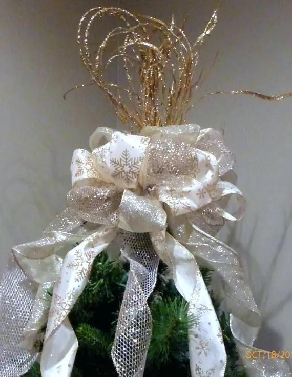 13+ Ways to Make a Christmas Tree Bow Topper Guide Patterns