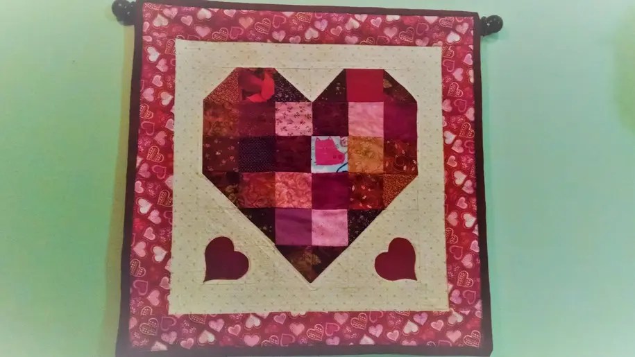 19+ Free Patterns to Make a Quilted Wall Hanging Guide Patterns