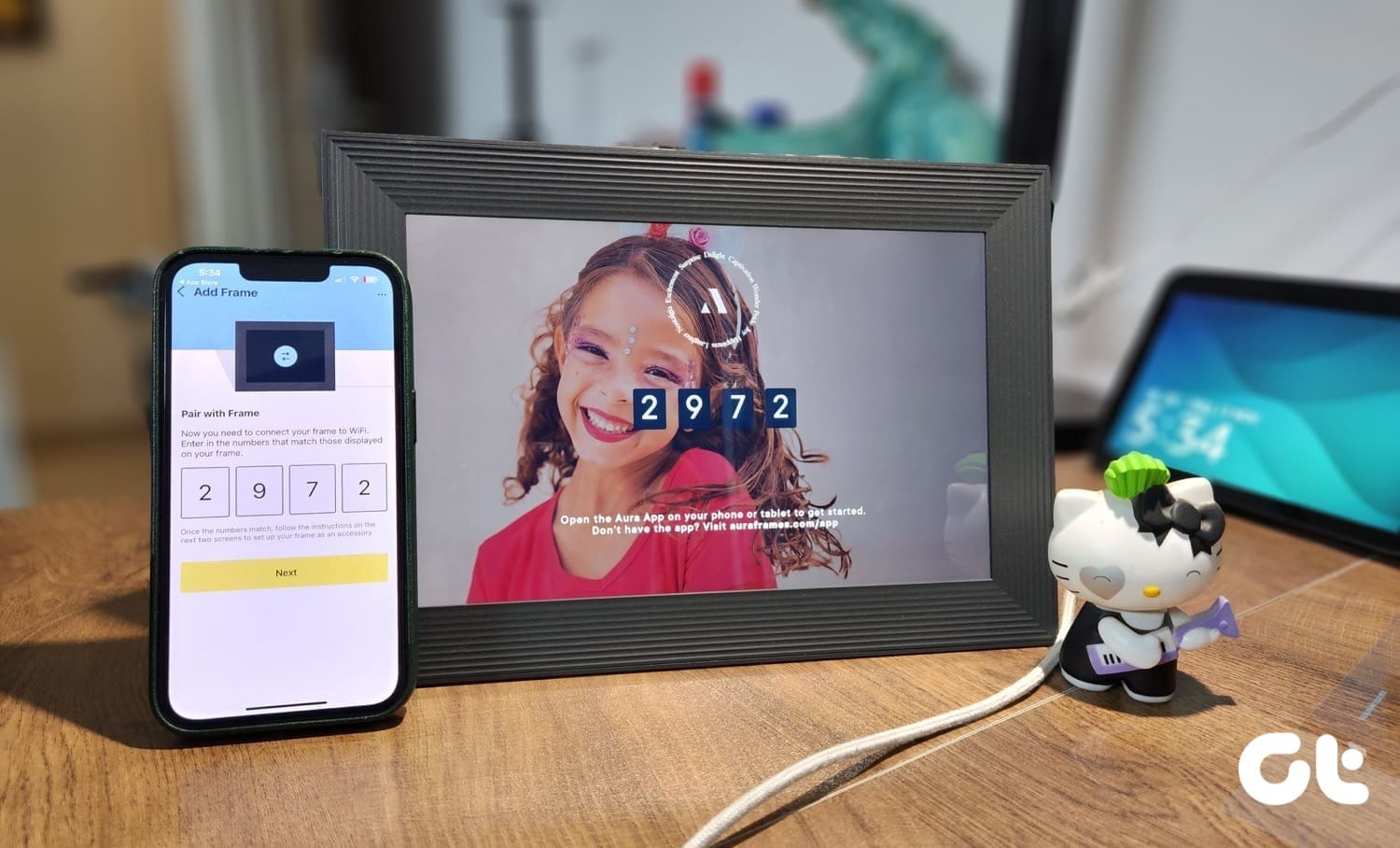 Aura Carver Digital Frame Review Simple but Mighty Guiding Tech