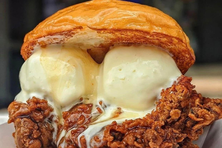 CRAZY! This Place Serves Spicy Fried Chicken & Creamy Ice Cream TOGETHER! Gulfbuzz