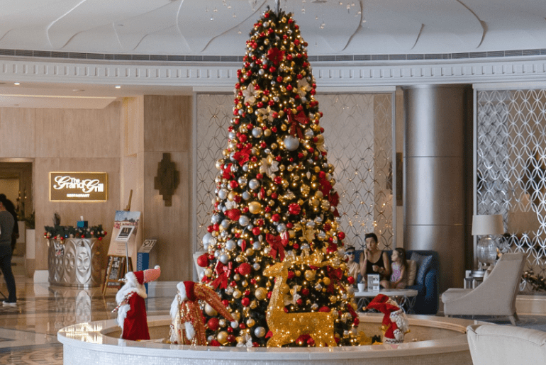 7 Tree Lighting Ceremonies In Dubai 2023 You Just Can't Miss Gulfbuzz