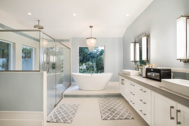 Does Replacing a Bathtub with a Shower Affect the Resale Value of my