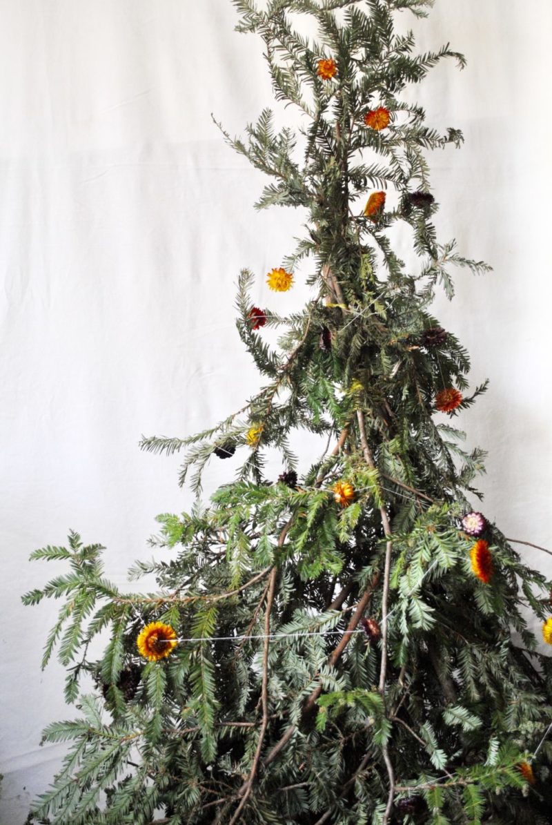 Make your own natural tinsel for an ecofriendly Christmas Gumnut Magic