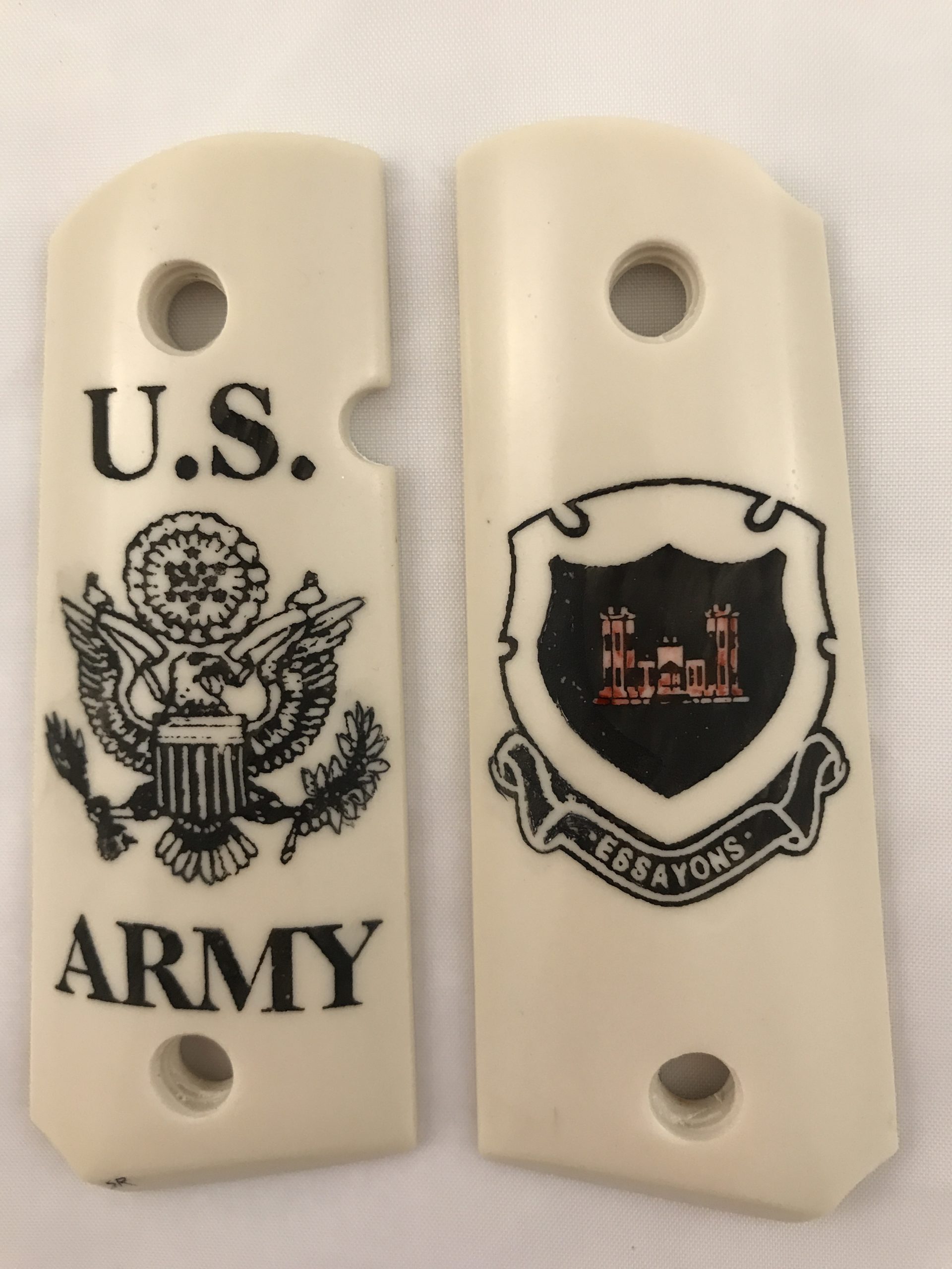 GOVERNMENT FULL SIZE 1911 HANDGUN GRIPARMY ESSAYONS Gun Gear