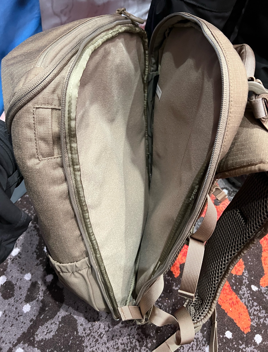 Eberlestock Introduces Jacknife EDC Pack & Unveils New Apparel SHOT