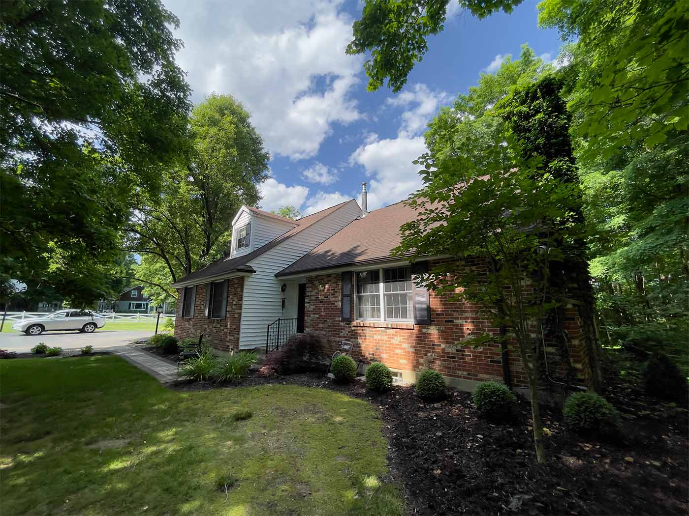 Dayton's Premier Gutter & Gutter Guards Expert Near You 9376603646