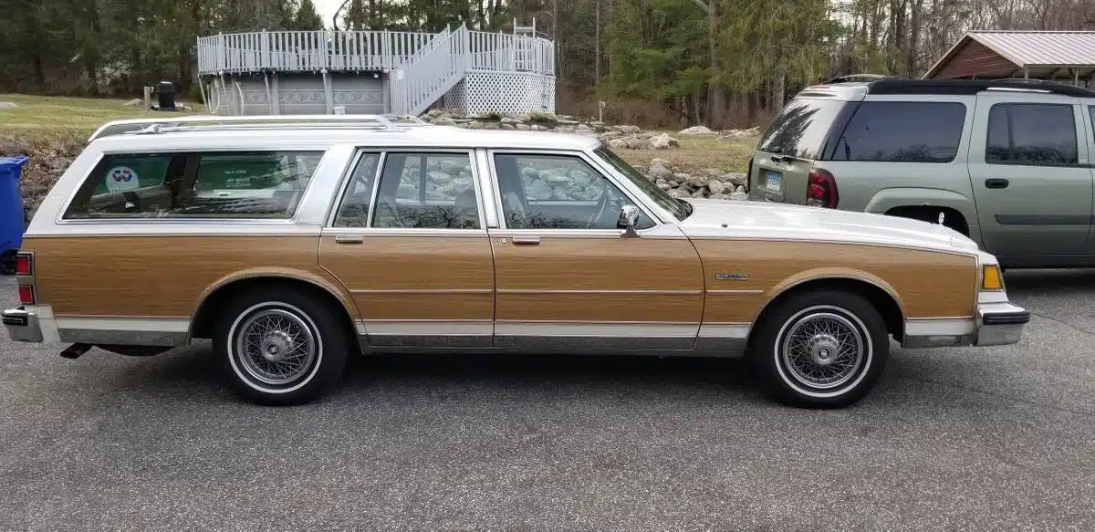 1989 Buick Electra Estate Wagon For Sale | Guyswithrides.com