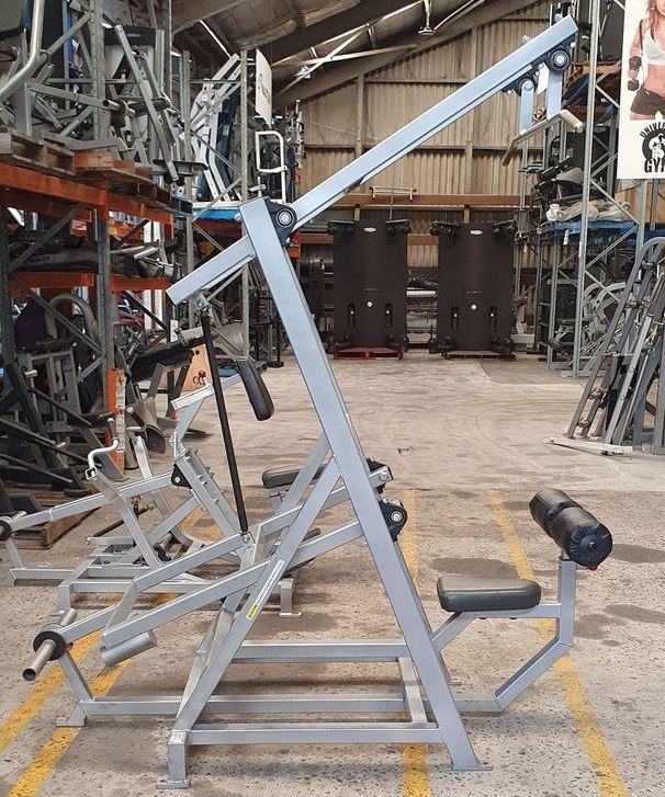 Star Trac Leverage Lat Pulldown Gym Solutions