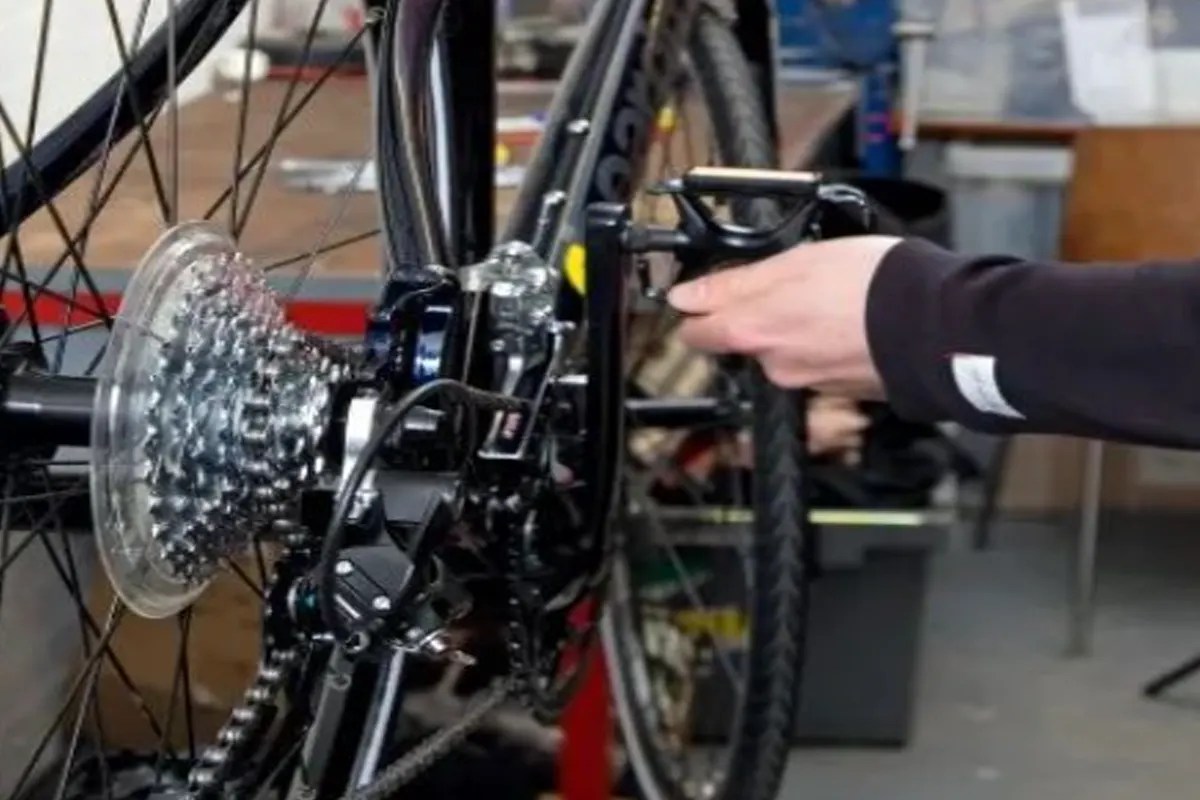 Bicycle gear ratios clear taking you through the proper usage