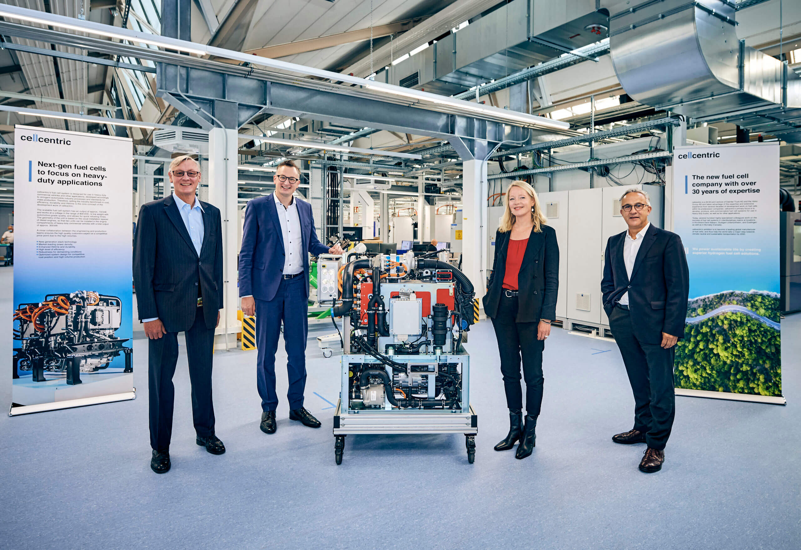 cellcentric German politicians to showcase hydrogen fuel cell