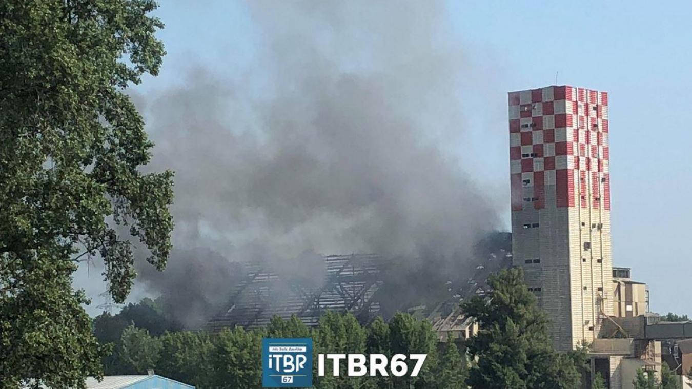 France trois blessés graves dans l'explosion d'un silo à grains , H24info