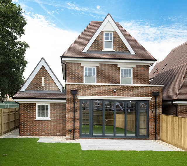 Broadoaks Park By Octagon Developments, West Byfleet Haddonstone