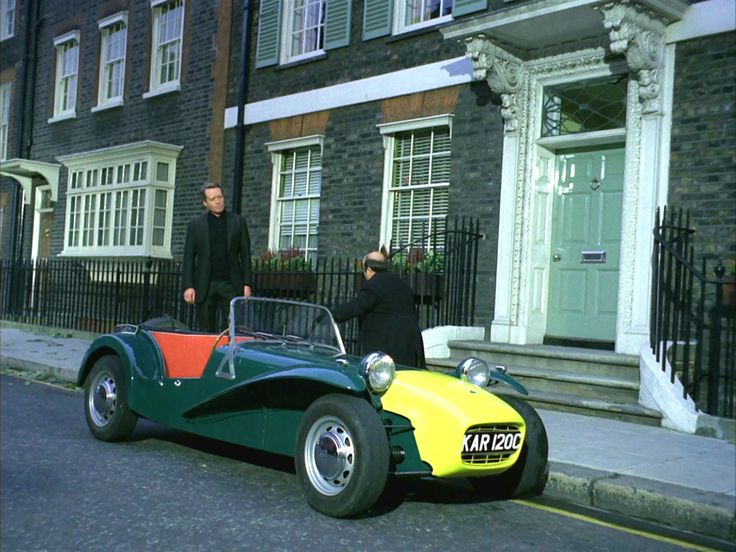 The great British car quiz! Test your knowledge with these 10 questions