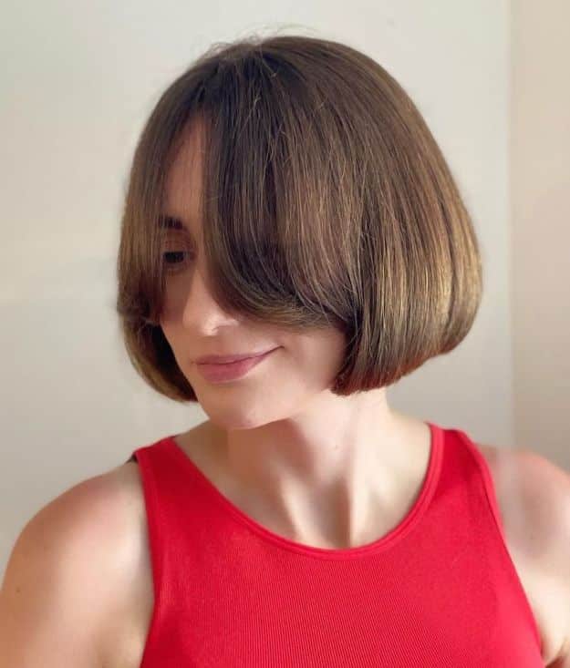 30 Bob Hairstyles with Curtain Bangs