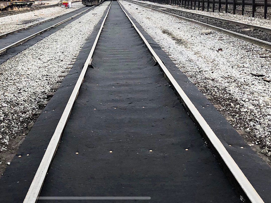 Railroad Track Absorbent Mat Spilltration® Railway Absorbent Products