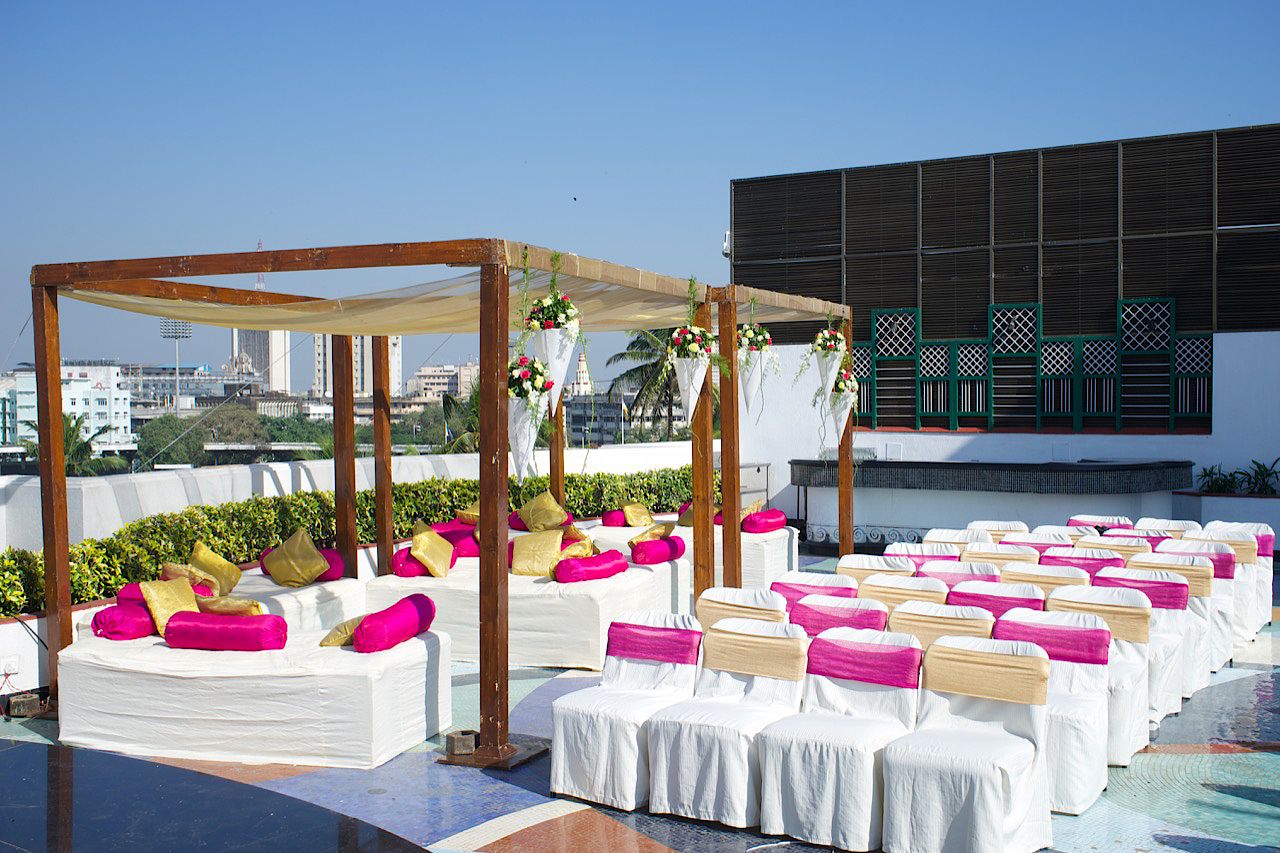 a) Marine Plaza Allamanda Terrace (Churchgate)