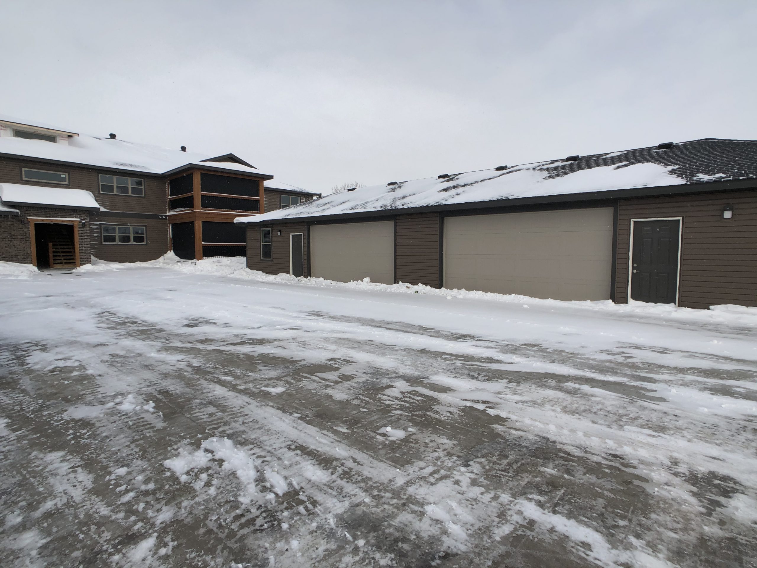 Empire Custom Townhomes Grand Forks Garage Hampton Management